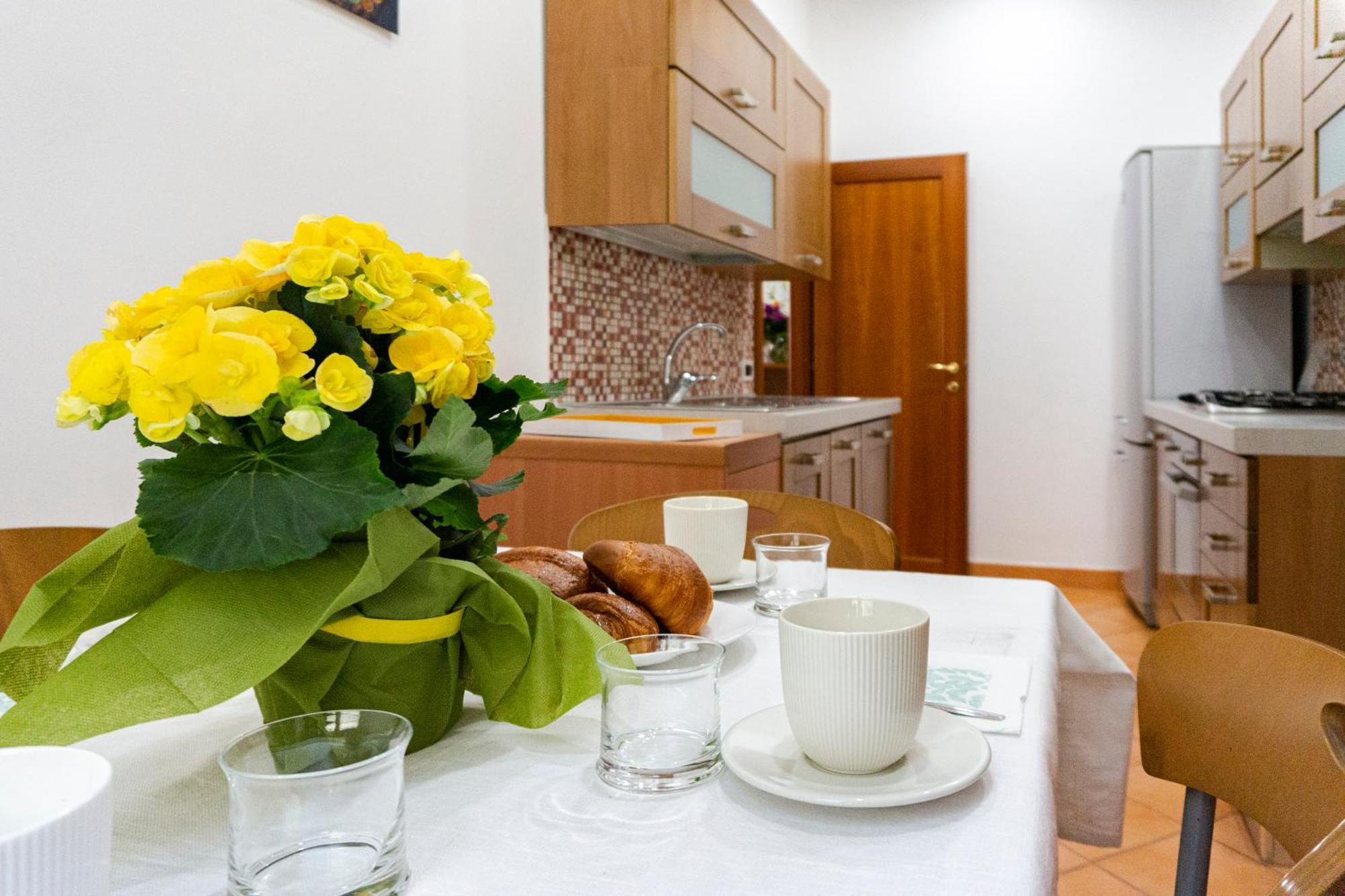 Karisma Suites Roma Esterno foto