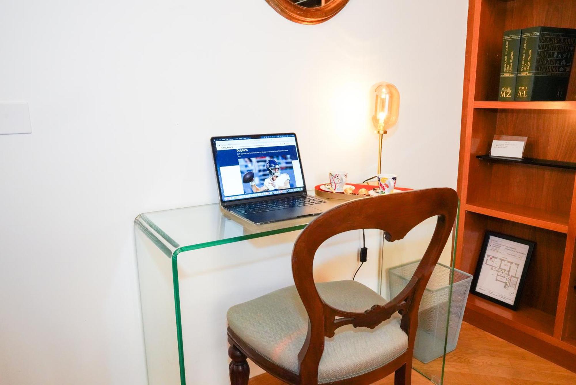 Karisma Suites Roma Esterno foto